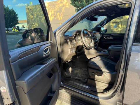 2021 Chevrolet Suburban LT