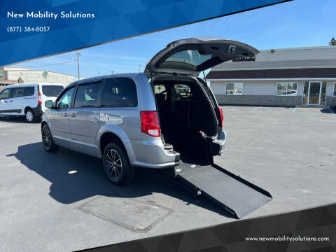 2017 Dodge Grand Caravan for sale at New Mobility Solutions in Jackson MI