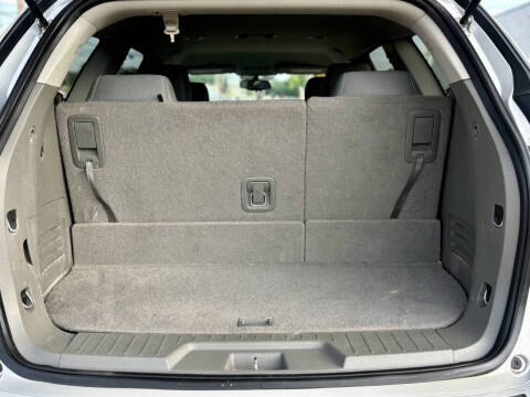 2017 Chevrolet Traverse LS