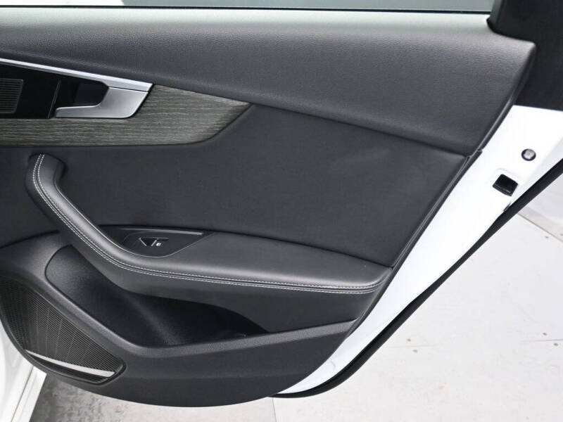 2023 Audi A4 quattro S line Prem Plus 45 TFSI