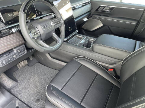 2025 GMC Sierra EV Denali