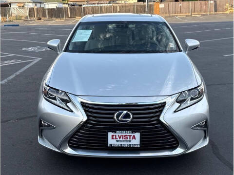 2016 Lexus ES 300h