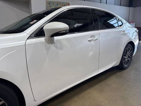 2017 Lexus ES 350