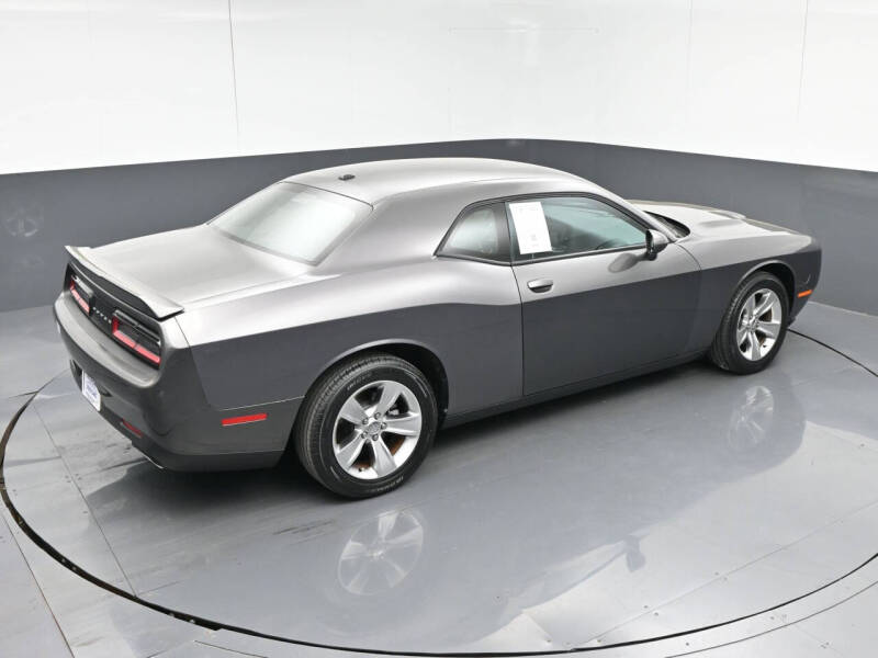 2021 Dodge Challenger SXT