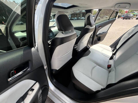2017 Toyota Prius Four