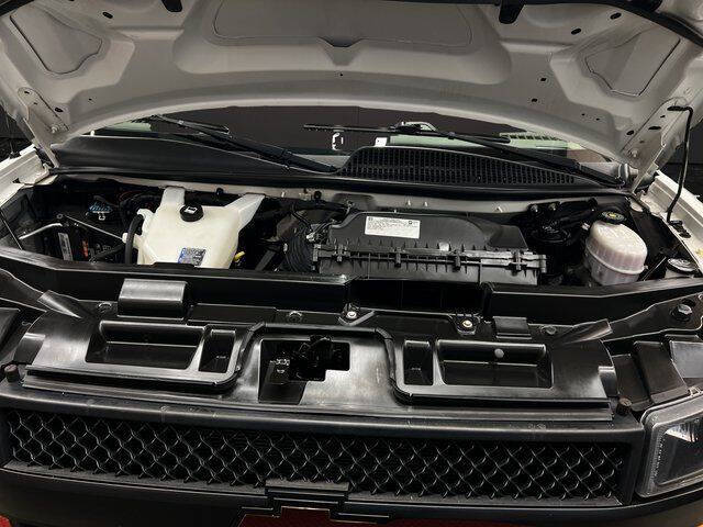 2022 Chevrolet Express 3500