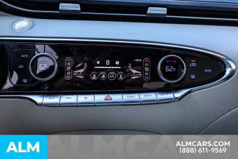 2024 Genesis Electrified GV70