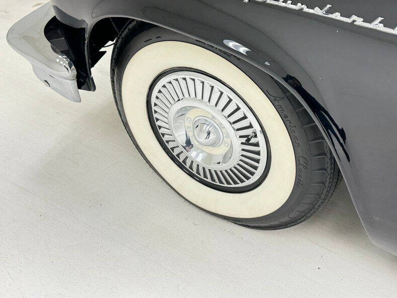 1957 Ford Thunderbird