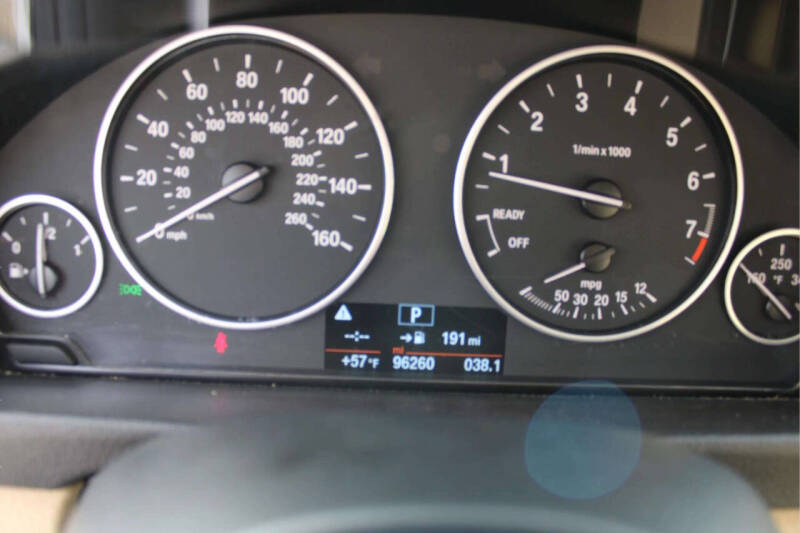 2018 BMW 3 Series 320i