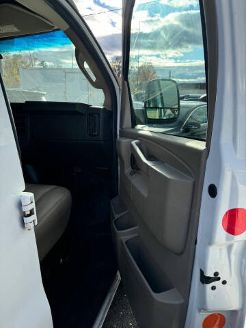 2020 Chevrolet Express 2500