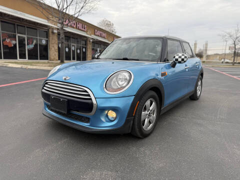 2015 MINI Hardtop 4 Door for sale at Ron Motor LLC in San Antonio TX