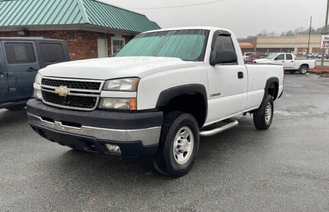 2006 Chevrolet Silverado 2500HD for sale at Main Street Auto LLC in King NC