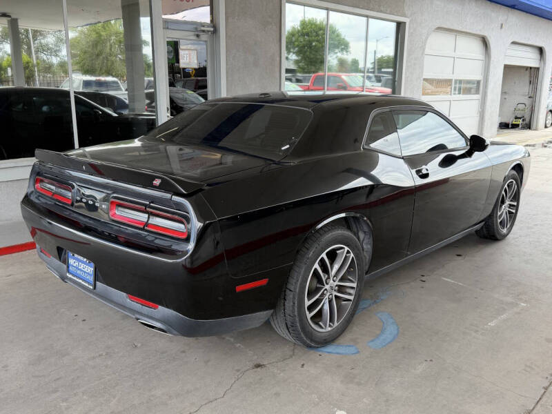 2019 Dodge Challenger SXT