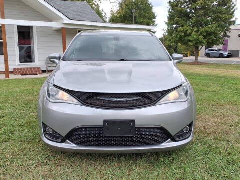 2019 Chrysler Pacifica Touring Plus