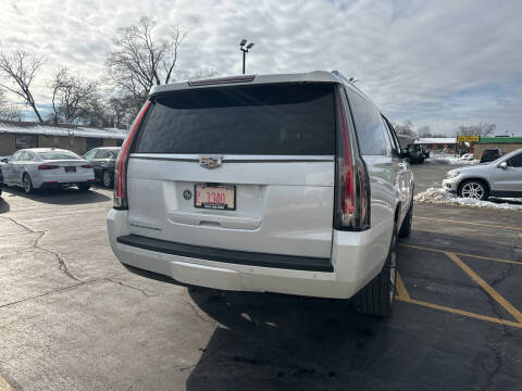 2017 Cadillac Escalade ESV Premium Luxury