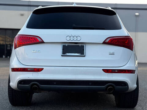2012 Audi Q5 3.2 quattro Premium Plus