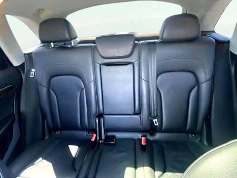 2016 Audi Q5 2.0T quattro Premium Plus