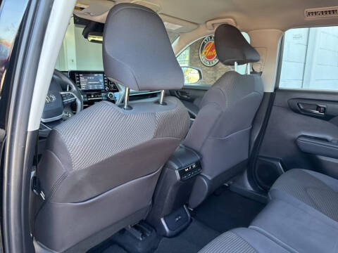 2022 Toyota Highlander L