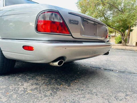 1999 Jaguar XJ8