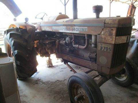 1964 Minneapolis Moline G-705 Tractor