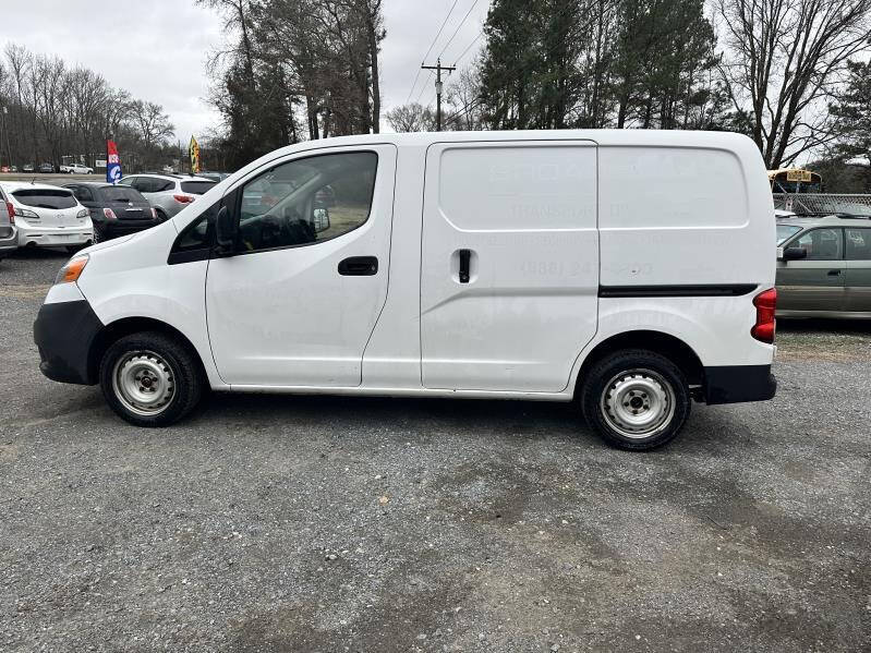 2015 Nissan NV200 SV photo 11