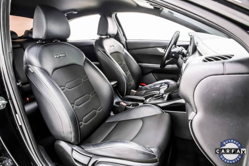 2021 Kia Forte GT Line