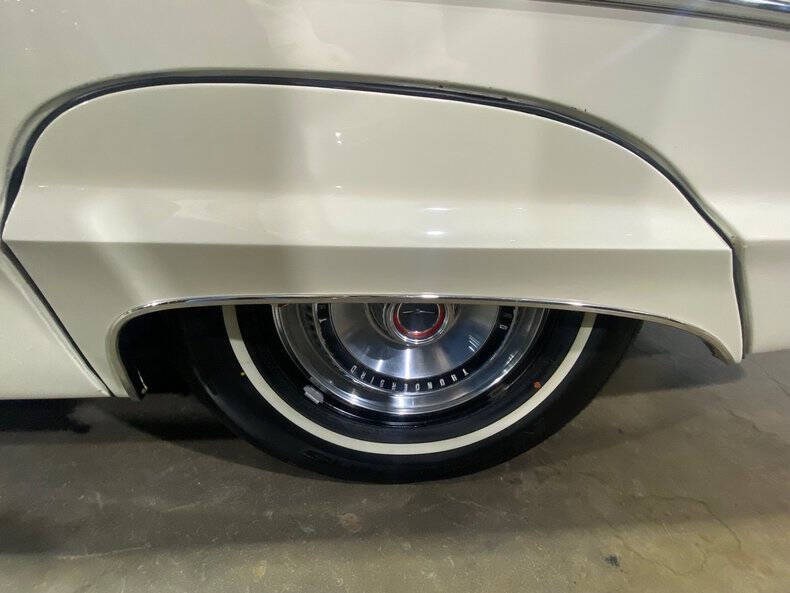 1966 Ford Thunderbird