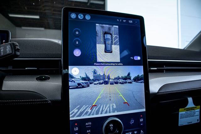 2023 Ford Mustang Mach-E California Route 1