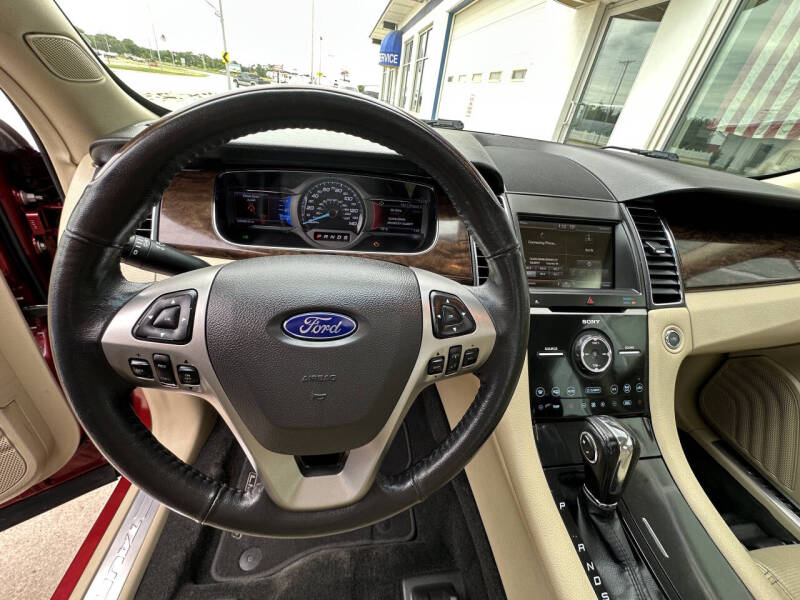 2015 Ford Taurus Limited