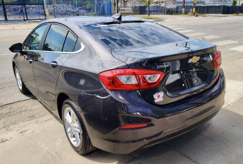 2017 Chevrolet Cruze LT Auto