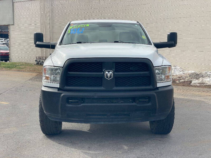 Used 2017 RAM Ram 2500 Pickup Tradesman with VIN 3C6UR5CL7HG502559 for sale in Knoxville, TN