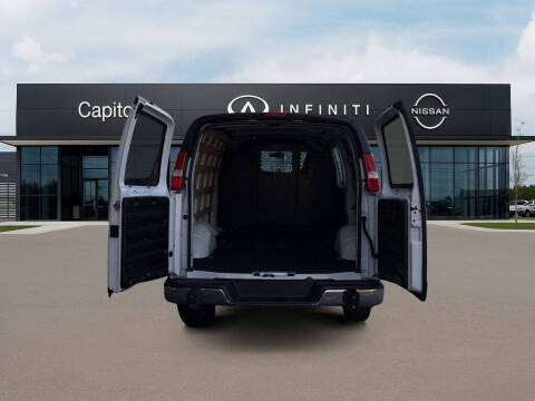 2024 Chevrolet Express 2500