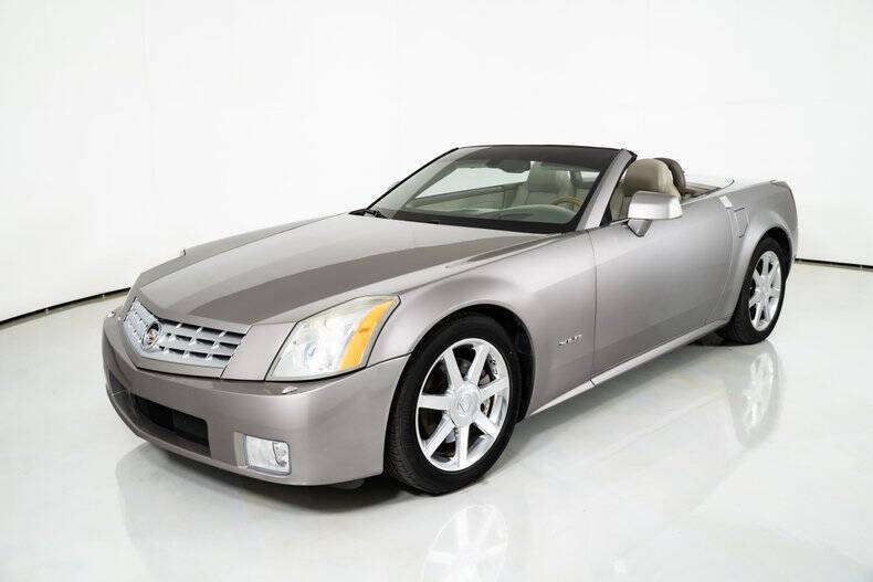 2005 Cadillac XLR