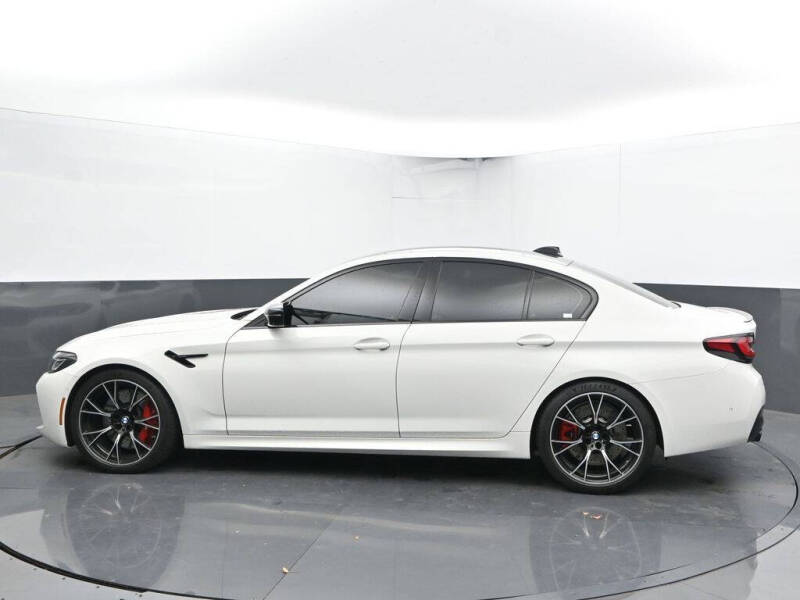 2022 BMW M5