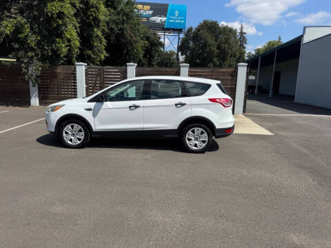 2016 Ford Escape S