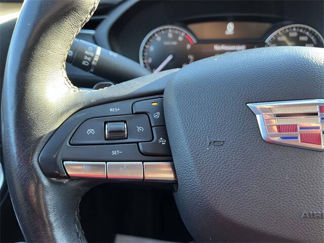 2023 Cadillac XT4 Luxury