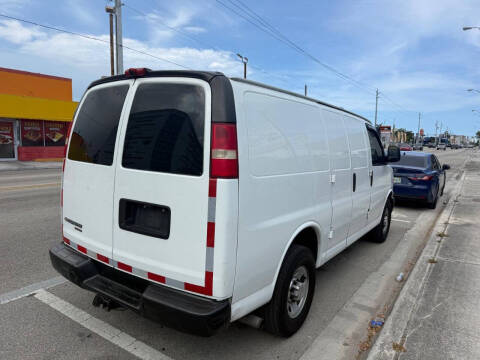 2014 Chevrolet Express 2500