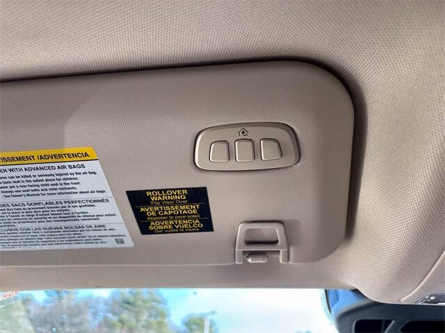 2020 Ford Escape Hybrid Titanium