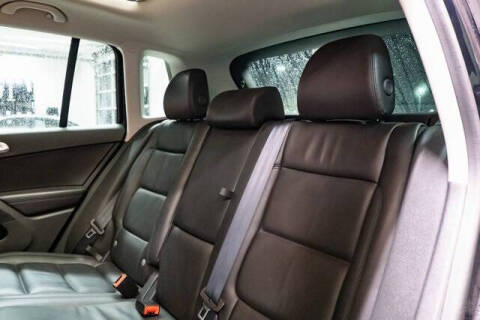 2017 Volkswagen Tiguan 2.0T SEL 4Motion