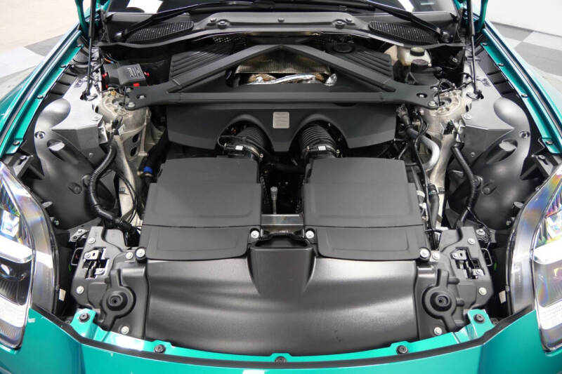 2025 Aston Martin Vantage