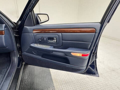 1997 Cadillac DeVille D'elegance