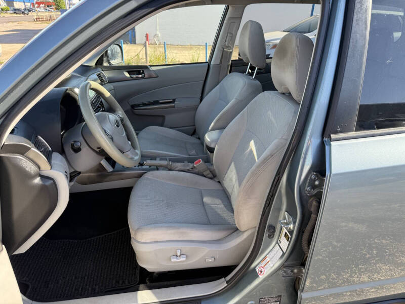 2011 Subaru Forester X Premium Package - Photo 10