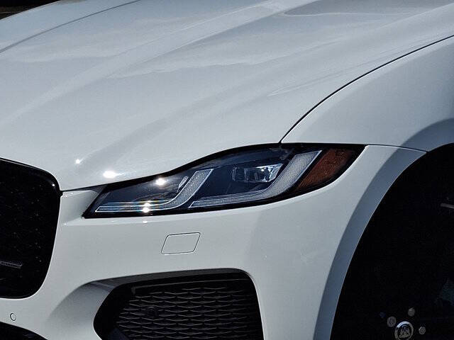 2025 Jaguar F-PACE P250 R-Dynamic S