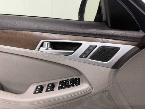 2015 Hyundai Genesis