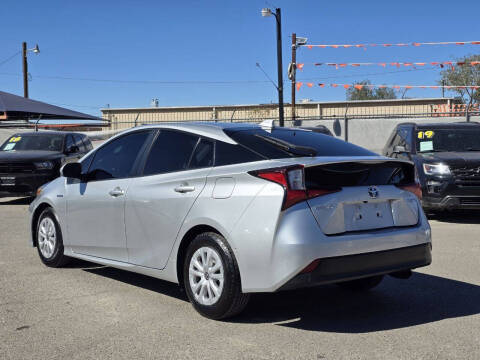 2021 Toyota Prius LE