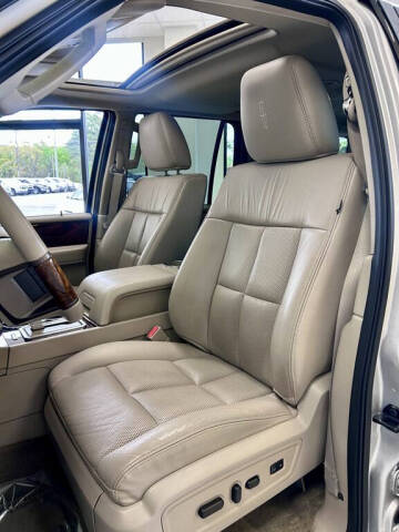 2012 Lincoln Navigator