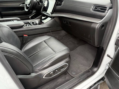 2023 Jeep Wagoneer L Series II