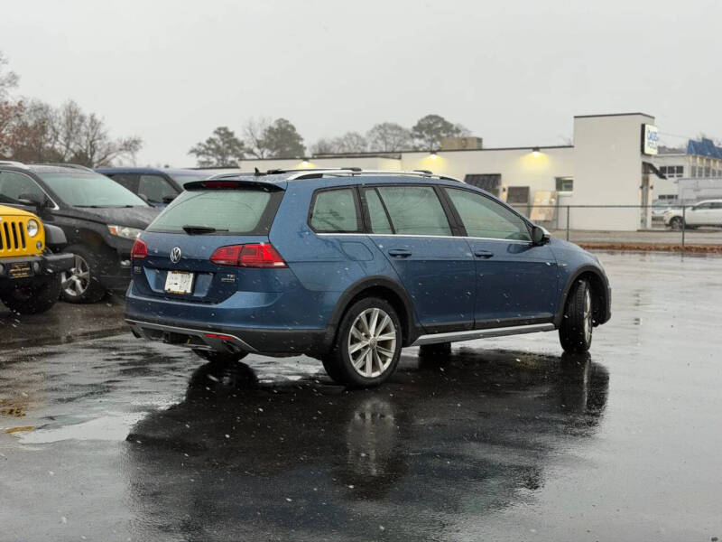 2017 Volkswagen Golf Alltrack