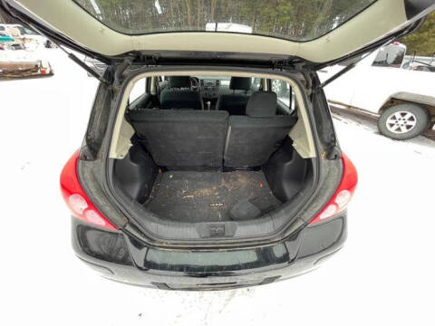 2011 Nissan Versa 1.8 SL