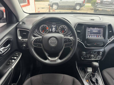 2019 Jeep Cherokee Latitude